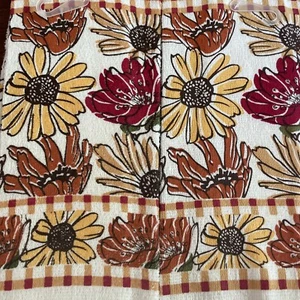 NUEVO CON ETIQUETAS ~ Dos toallas de cocina de otoño ~ 14” x 24” ~ Algodón ~ Flores - Colores de otoño - Imagen 1 de 6