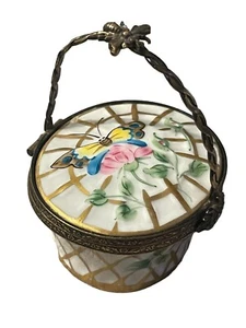 Limoges Schmetterling Blumenkorb Schmuck Pillendose handbemalt Künstler signiert Vintage - Bild 1 von 17