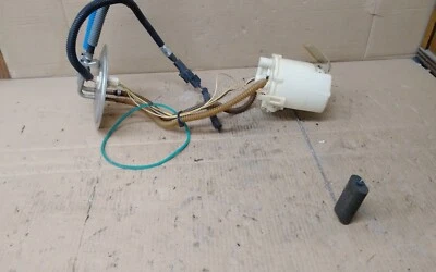 2000 FORD EXCURSION 6.8L 4X4 FEDERAL EMISSIONS FUEL PUMP ASSEMBLY - Image 1 of 4