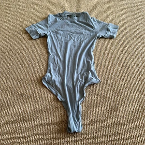 Skims Sky Summer Mesh T-Shirt Bodysuit, Size Small NWT - Picture 1 of 3