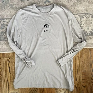 Nike Iowa Hawkeyes Grey Tigerhawk Dri Fit Long Sleeve Longer Fit Shirt XL NEW - Picture 1 of 6