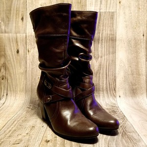 White Mountain Western Boots for Women 