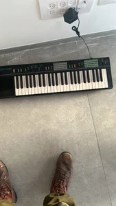 Yamaha PSR-12 Portable Electronic Keyboard mit Originalkarton - getestet - Bild 1 von 2