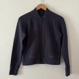 Lululemon On Repeat Bomber in Black Textured Full Zip Cotton Blend Size 4 - Picture 1 of 11