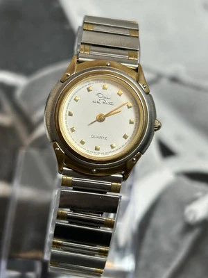 Vintage Women’s Two Tone Oscar De La Renta Quartz Watch.  Runs Great Keeps Time! - Image 1 of 4