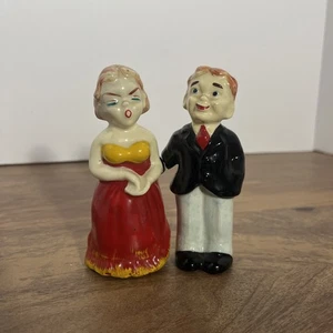 Vintage Sonsco Risque Man & Woman Salt & Pepper Shakers - Picture 1 of 4