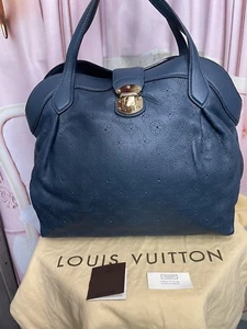 Louis Vuitton Monogram Mahina Cirrus MM Marine Blue Tote BRAND NEW 3750$ ❤️ - Picture 1 of 24