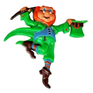 RARE Hallmark PIN St Patrick Vintage LEPRECHAUN Shillelagh 1973 Irish Brooch NM - Picture 1 of 4