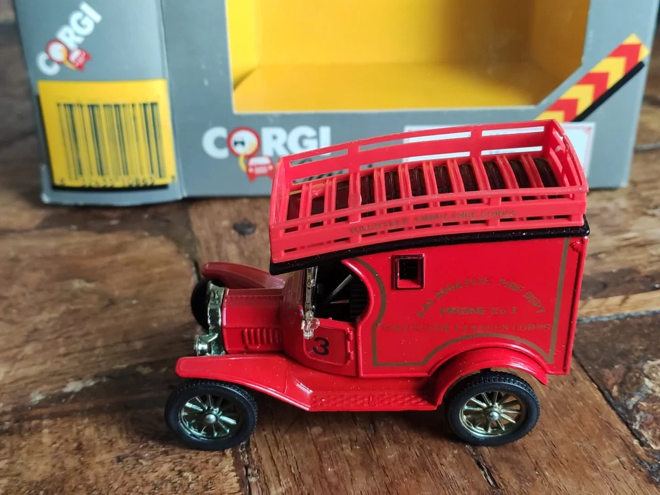 Corgi Classics C865 1915 Ford Model T Van Needlers Chocolates Boxed