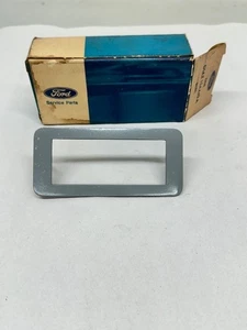 Ford NOS Side Marker Bezel RH D1AZ-15A440-A Mustang Galaxie LTD - Picture 1 of 6