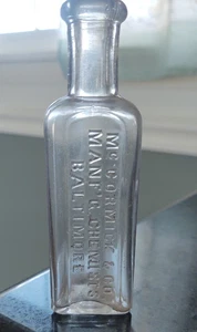 Ungewöhnliche dreieckige antike McCormick & Co Baltimore MD Chemieflasche - Bild 1 von 3
