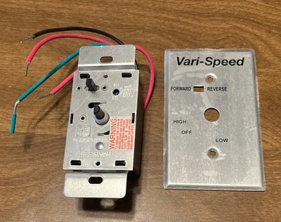 Control de velocidad del ventilador de techo Leading Edge 12003 Foto 1 de 3