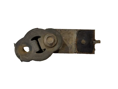 Кронштейн подвески рамы задней выхлопной трубы газового двигателя 94-97 Ram - Изображение 1 из 4