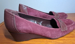 EASY SPIRIT Womem's 6 Maroon Red Suede Wedge Pumps Shoes Comfort - Picture 1 of 6