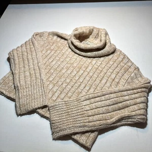 Urban Outfitters Tan Beige Knit Chunky Oversized Crop Turtleneck Sweater Sz M - Picture 1 of 6