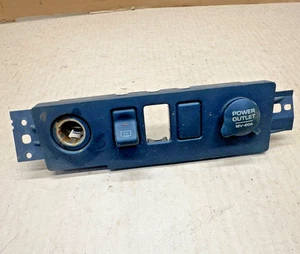 97-01 Jeep Cherokee XJ Panel de interruptor de tablero Descongelación 12v Salida OEM 98 99 00 01 - Imagen 1 de 5