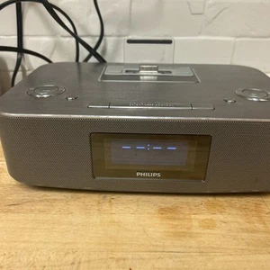 Philips DC291/37 Docking Station iPhone iPod iPad Radio Tuner MP3 Link Alarm - Picture 1 of 6