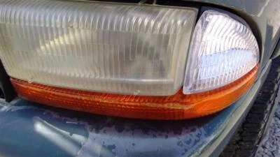 Conjunto de luz de giro/estacionamiento usado se adapta a: Dodge Durango Park Lamp-Tur 2000 Foto 1 de 4