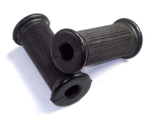 Matchless footrest rubbers front 4" x 1 9/16" x 11/16" round hole 01-0847 FR9 - Foto 1 di 2