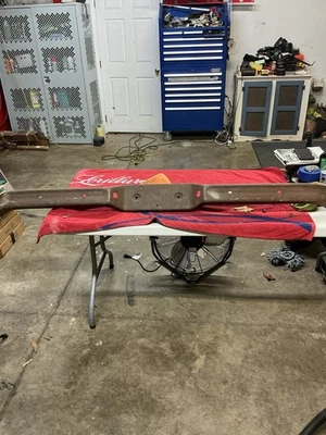 NOS 1961-67 福特 Econoline Van And Truck 着色后保险杠 C1UZ-17906-A — 第 1/4 张图片