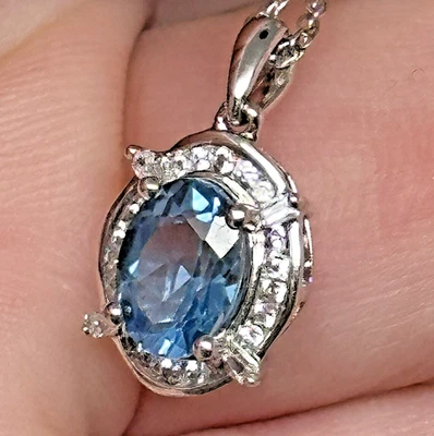 Collar con halo ovalado de topacio en plata de ley, 18" NUEVO con etiqueta .925 Foto 1 de 4