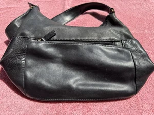 Borsa a tracolla vintage Margot in pelle nera slouchy hobo con nappa - Foto 1 di 13