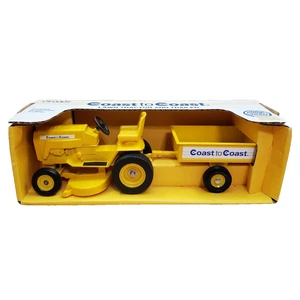 Ertl Coast to Coast Lawn Tractor and Trailer with Removable Mower Deck 1:12 - Picture 1 of 15