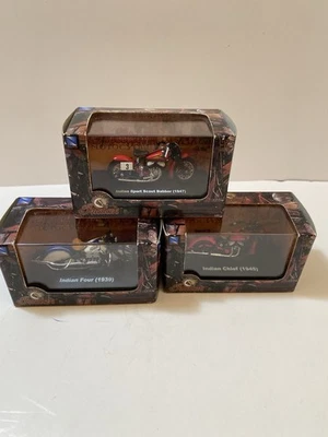 Lot (3)New Ray Indian 1/32 Scale Die-Cast & Plastic Motorcycle Models NIB - Image 1 of 4