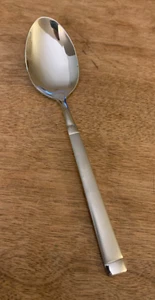 1 Platz Oval Suppenlöffel Farberware FRW25 18/10 China Satin Glänzend Edelstahl - Bild 1 von 2