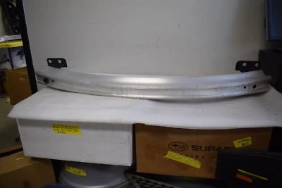 AUDI Q7 2007-2015 BARRA DE REFUERZO TRASERA FABRICANTE DE EQUIPOS ORIGINALES Foto 1 de 4