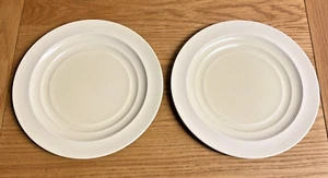 ** Vintage Branksome China - 2 x hellgelbe Salatteller - 21 cm Durchmesser ** - Bild 1 von 6