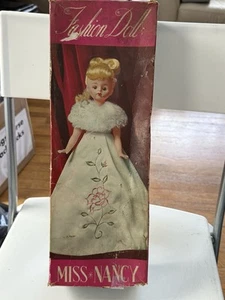 Miss Nancy Vintage Puppe, mit Karton - Bild 1 von 17