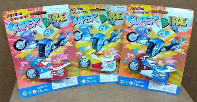 Collection of 3 Road Race Friction Powered Motorcycles 1:24 Scale - Image 1 of 4