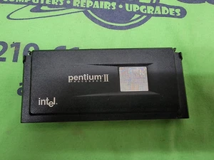 Intel Pentium II 266 266MHz (80522PX266512EC) Slot 1 CPU Processor - SL2HE - Picture 1 of 2