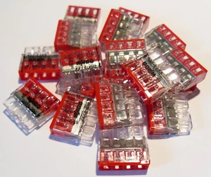 Wago Steckklemmen 20 Stück 4 x 1,5 2273-204 Lüsterklemme Verbinder Kabel Abzwei - Bild 1 von 1
