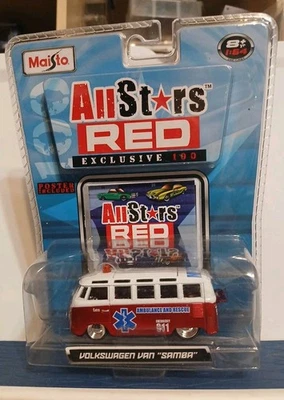 Ambulancia Volkswagen roja exclusiva de Maisto Target All Stars y furgoneta samba de rescate  Foto 1 de 4
