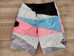 Bañador corto Quiksilver vintage rosa neón y azul surf años 90 talla 32 - Imagen 1 de 16