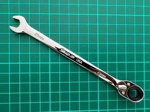 unused snap on tools usa 8mm flank drive plus reversible ratchet spanner (6219) - Picture 1 of 9