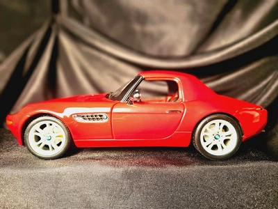 RARO Kyosho BMW Z8 Rojo Escala 1:18 Inv. #3551 Foto 1 de 4