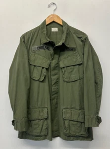 Jungle Fatigue Shirt / Rip-Stop, Size Medium/Regular Dated 1969, US Army, V-7 - Picture 1 of 10