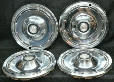 Dodge Aspen Charger Coronet 1975 1976 tapacubos Monaco 14" juego de 4 OEM usados Foto 1 de 4