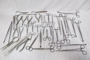 Surgical Instrument Lot of 39 pcs - Forceps, Scissors, Misc Clamps U.S. & German - Bild 1 von 23