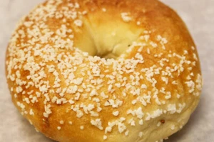 Fresh New York Salted Bagel - Bild 1 von 2