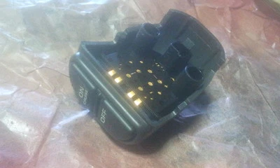 Chrysler (Eagle) Vision 3.5 Schalter Tempomat 4565101 - Imagem 1 de 3