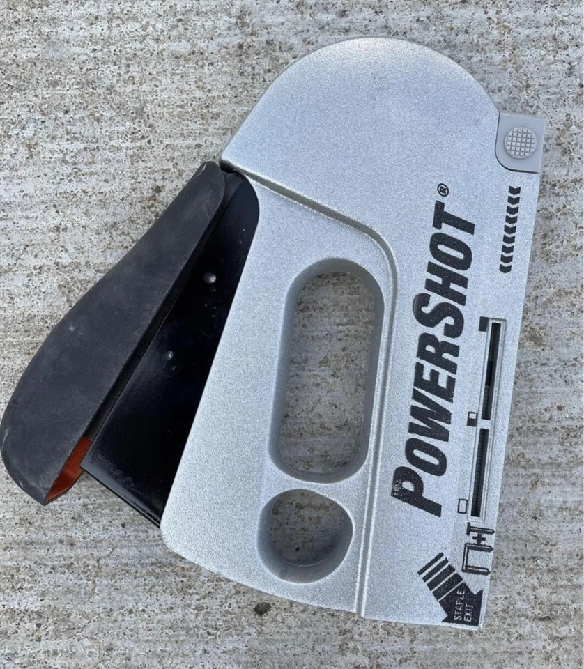 Grapadora Powershot de alta resistencia NL Foto 1 de 1