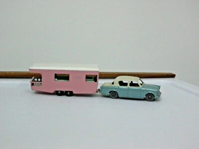 Matchbox Lesney #43 Hillman Minx Bluish Grey #23 Trailer Caravan Pink - Image 1 of 4
