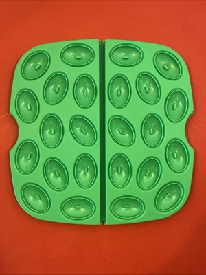 Pampered Chef Cool & Serve Two Replacement Green Deviled Egg Large Trays - Image 1 of 4