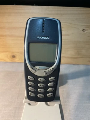 NOKIA 3310 + Alimentatore Nokia - Immagine 1 di 4