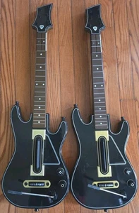2x Guitar Hero Live Guitar XBOX One/360/PS4/ps3 Activison senza dongle MN: 0000654 - Foto 1 di 9