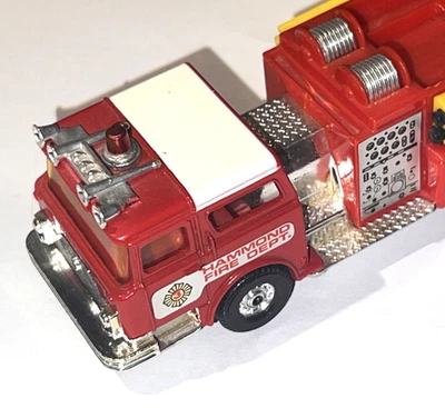 CORGI - MACK C.F. Feuerwehr - Bild 1 von 4